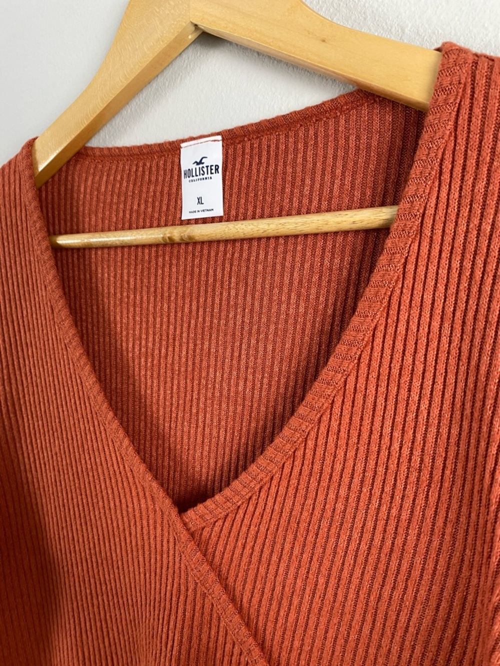 Hollister Ribbed Knit Long Sleeve Top/Tee | V Neck | Rust - Picture 9 of 14